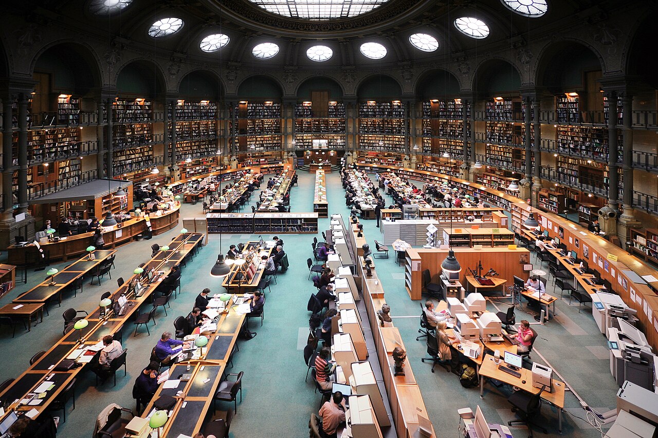 Salle de lecture, bibliothèque